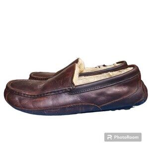 Ugg Mens Ascot Brown Matte Leather Slippers Sz 9 Sheepskin Lined Old Money 5379